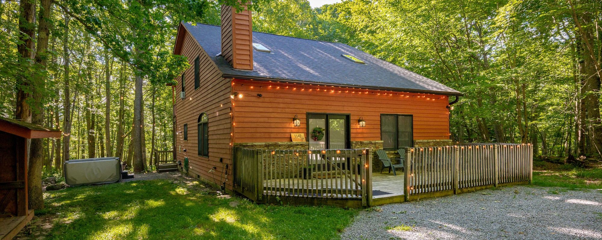 Peace at Last cabin exterior